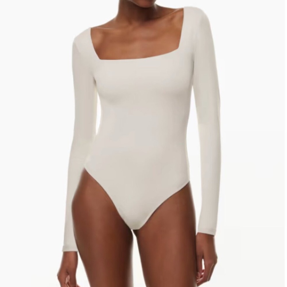 Aritzia Babaton Square Neck Long Sleeve Bodysuit in Ivory